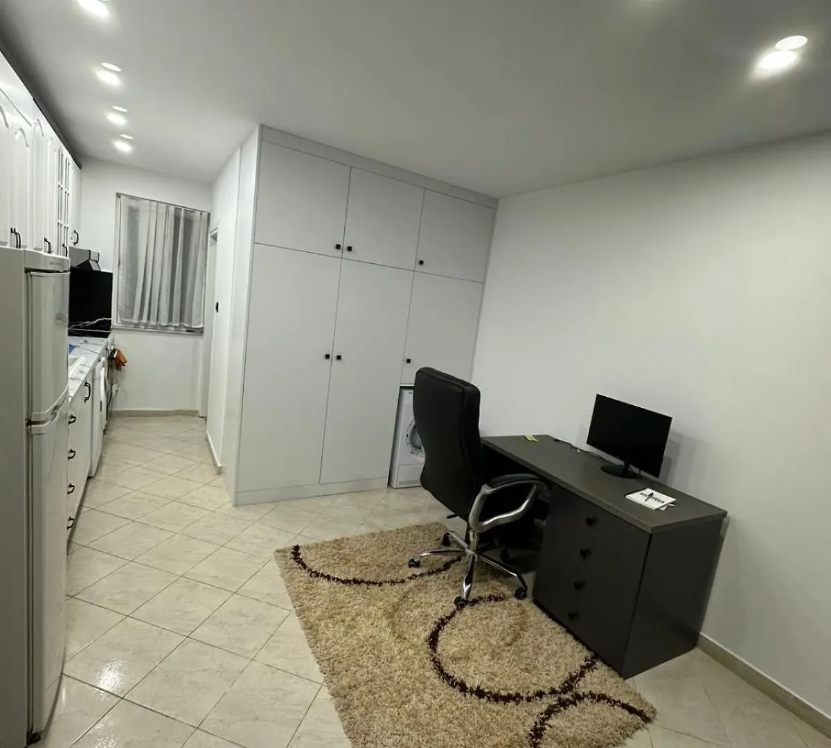 Frankos Apartment Tirana 0*,  Albania